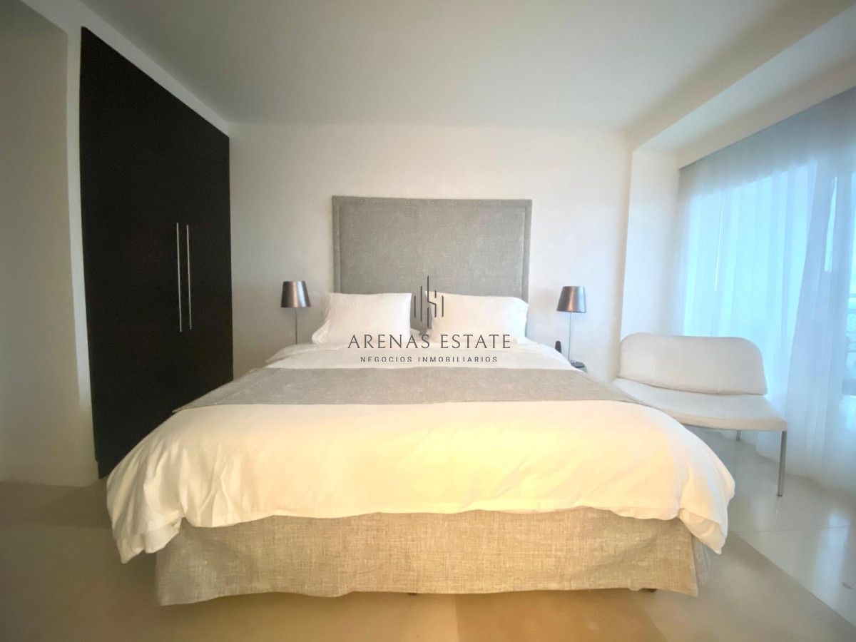 Apartamento ID.3725 - Hermoso apartamento de un dormitorio  en venta Torre Yoo 