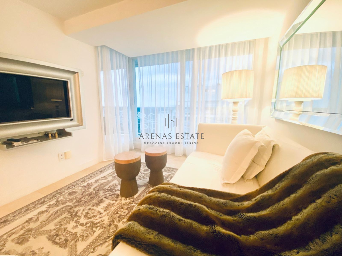 Apartamento ID.3725 - Hermoso apartamento de un dormitorio  en venta Torre Yoo 
