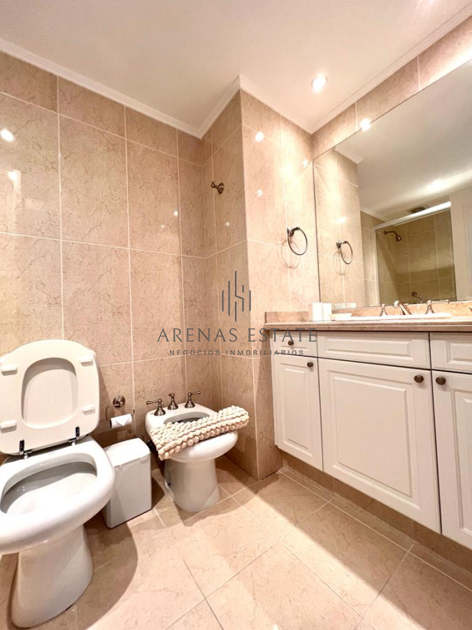 Apartamento ID.1996 - Le Jardin apartamento en venta de 3 dormitorios. Vista al mar.