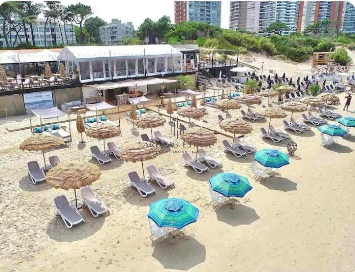Apartamento ID.3725 - Hermoso apartamento de un dormitorio  en venta Torre Yoo 