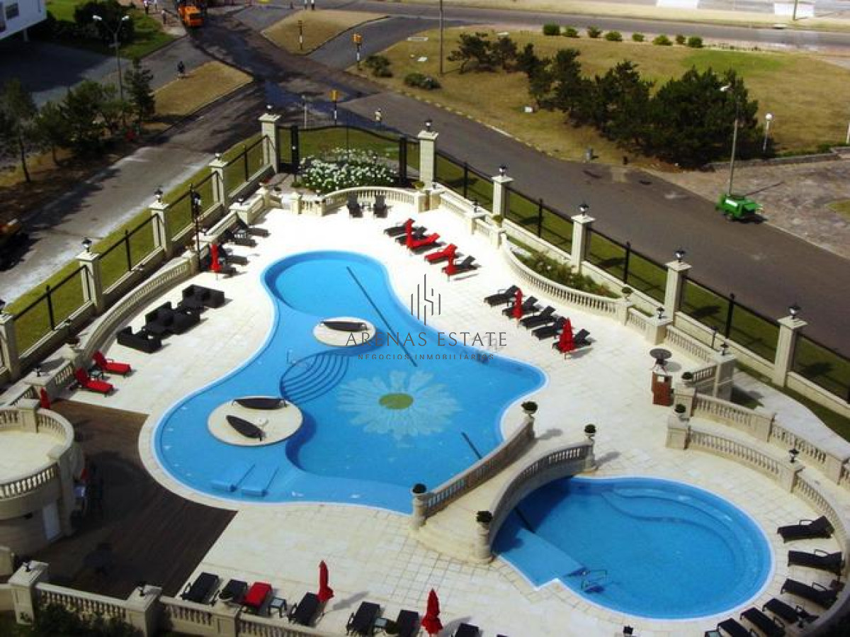 Apartamento ID.1995 - Alquiler anual 3 dormitorios Le jardin Punta del Este 