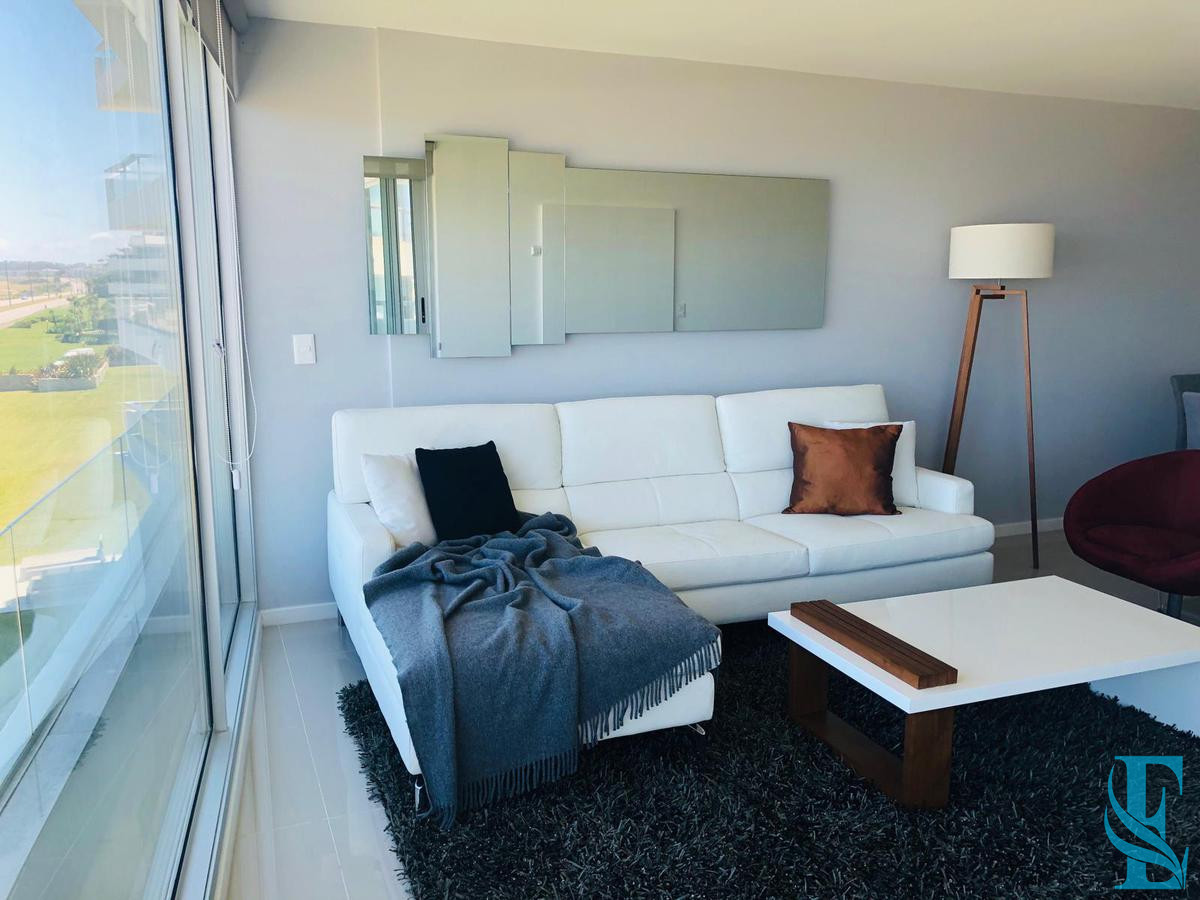 Apartamento ID.396 - Lumiere apartamento en venta de tres dormitorios y dep. de servicio.