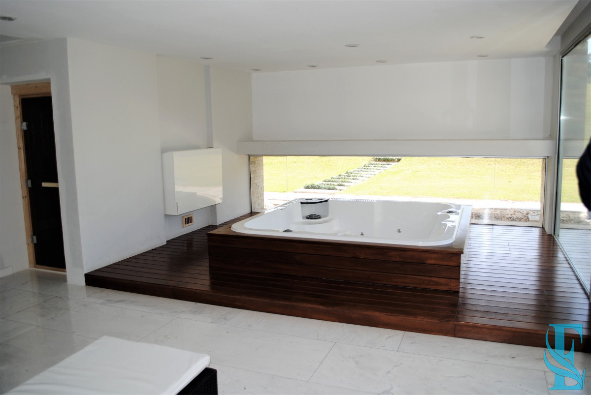 Apartamento ID.396 - Lumiere apartamento en venta de tres dormitorios y dep. de servicio.