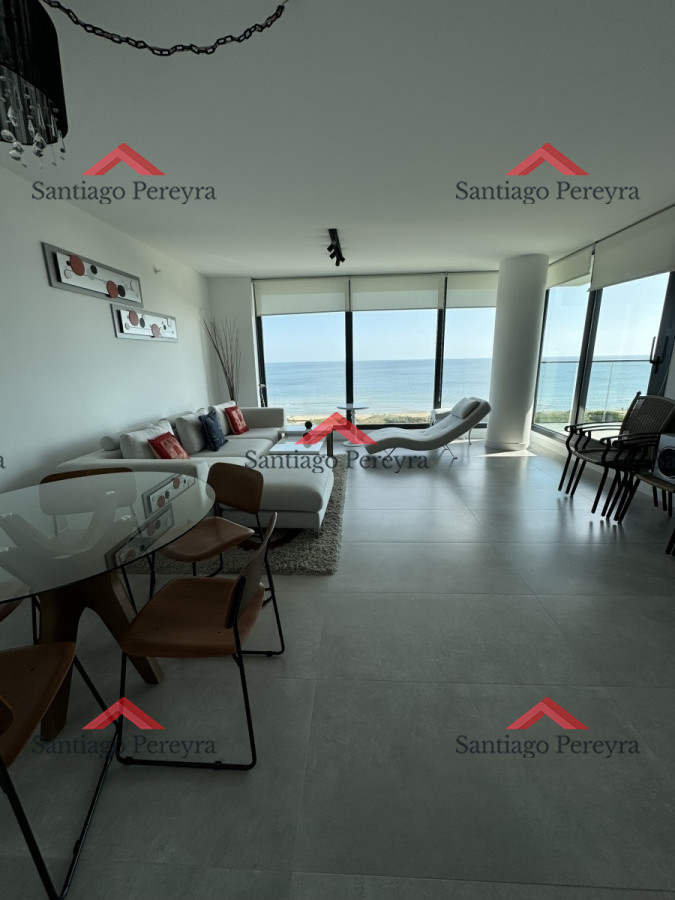 Apartamento ID.13711 - Apartamento en venta 2 dormitorios Playa Mansa vista - Venetian - a estrenar - frente al mar- lujo