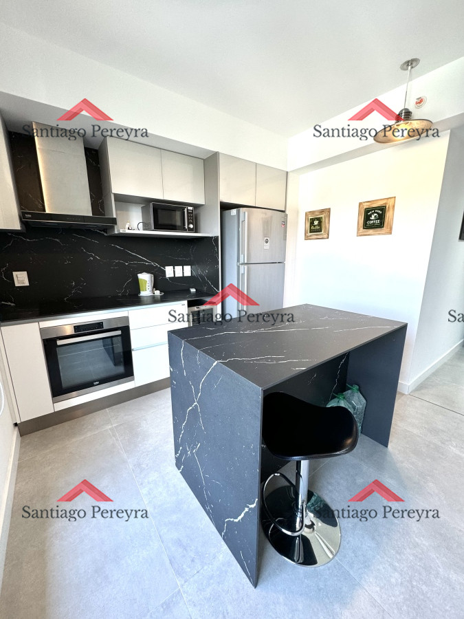 Apartamento ID.13711 - Apartamento en venta 2 dormitorios Playa Mansa vista - Venetian - a estrenar - frente al mar- lujo