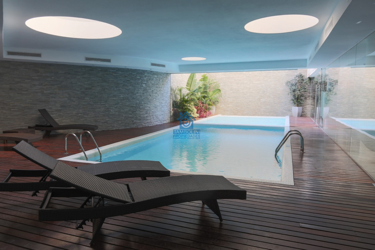 Apartamento ID.544 - Hermoso apartamento en venta 4 dormitorios. Frente al mar Punta del Este. 