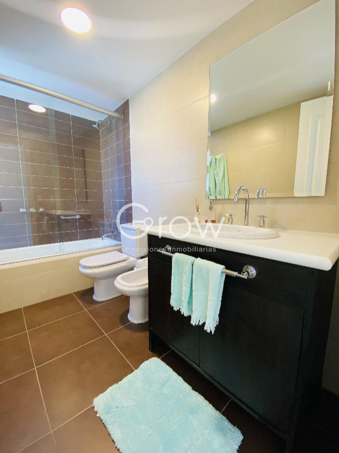 Apartamento ID.2668 - Imperiale. Apartamento en venta - 4 dormitorios.-