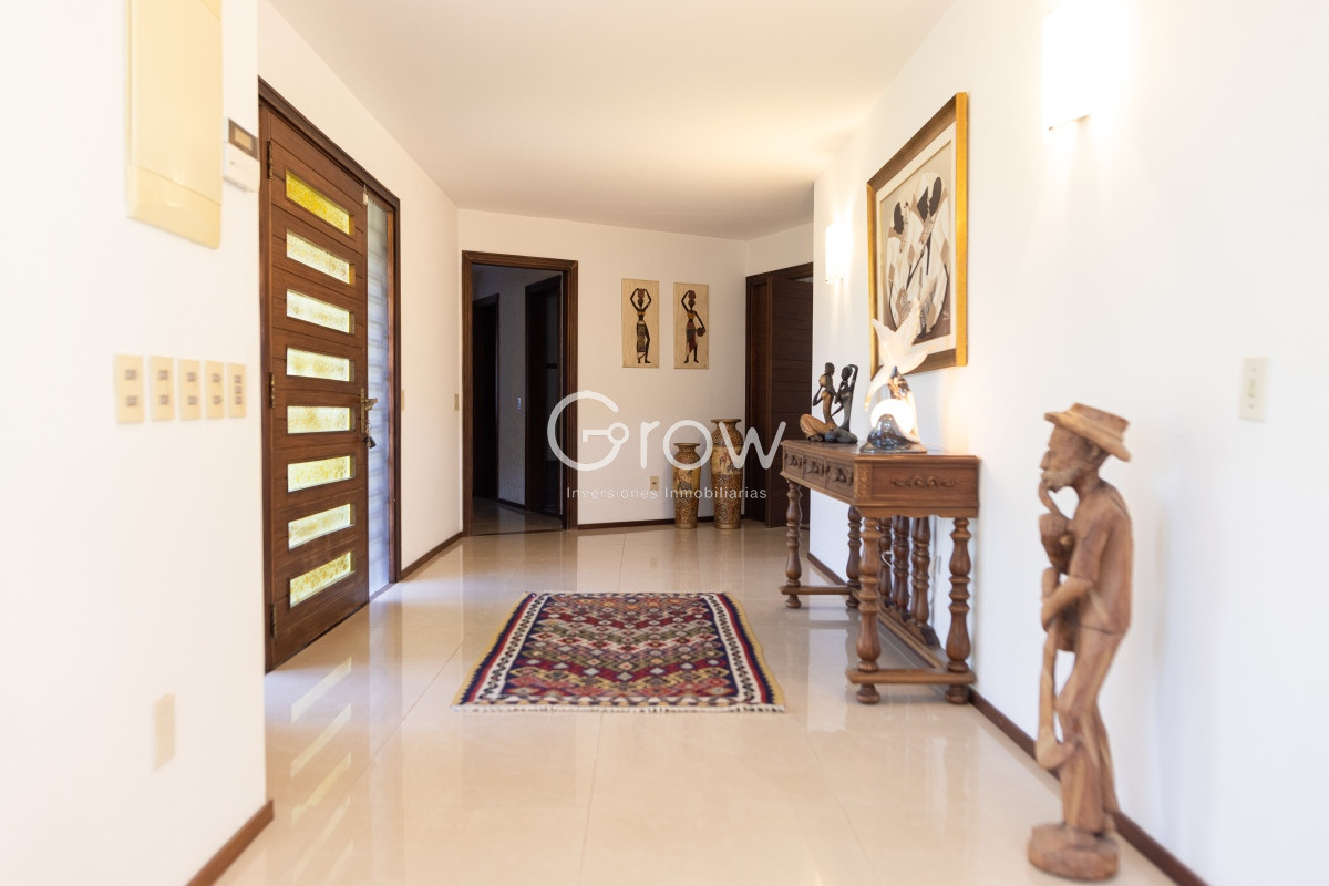 Casa ID.1170 - Casa en venta en paradas -mansa. 6 dormitorios. 852 metros edificados. 