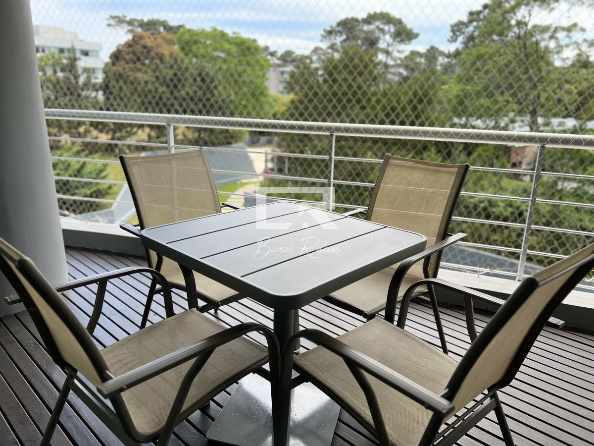 Apartamento ID.811 - Apartamento en alquiler temporal.- Tressesenta, dos dormitorios.-