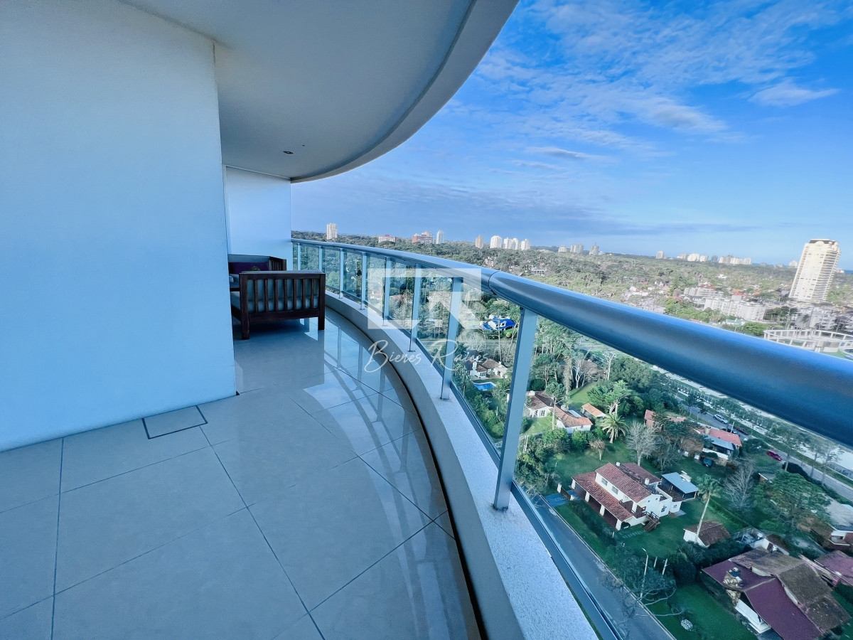 Apartamento ID.391 - Alquiler temporal 2024 Aquarela dos dormitorios +dep. Punta del Este