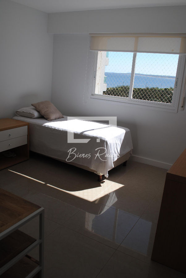 Apartamento ID.808 - Aquarela apartamento en venta de 4 dormitorios  Punta del Este Financia