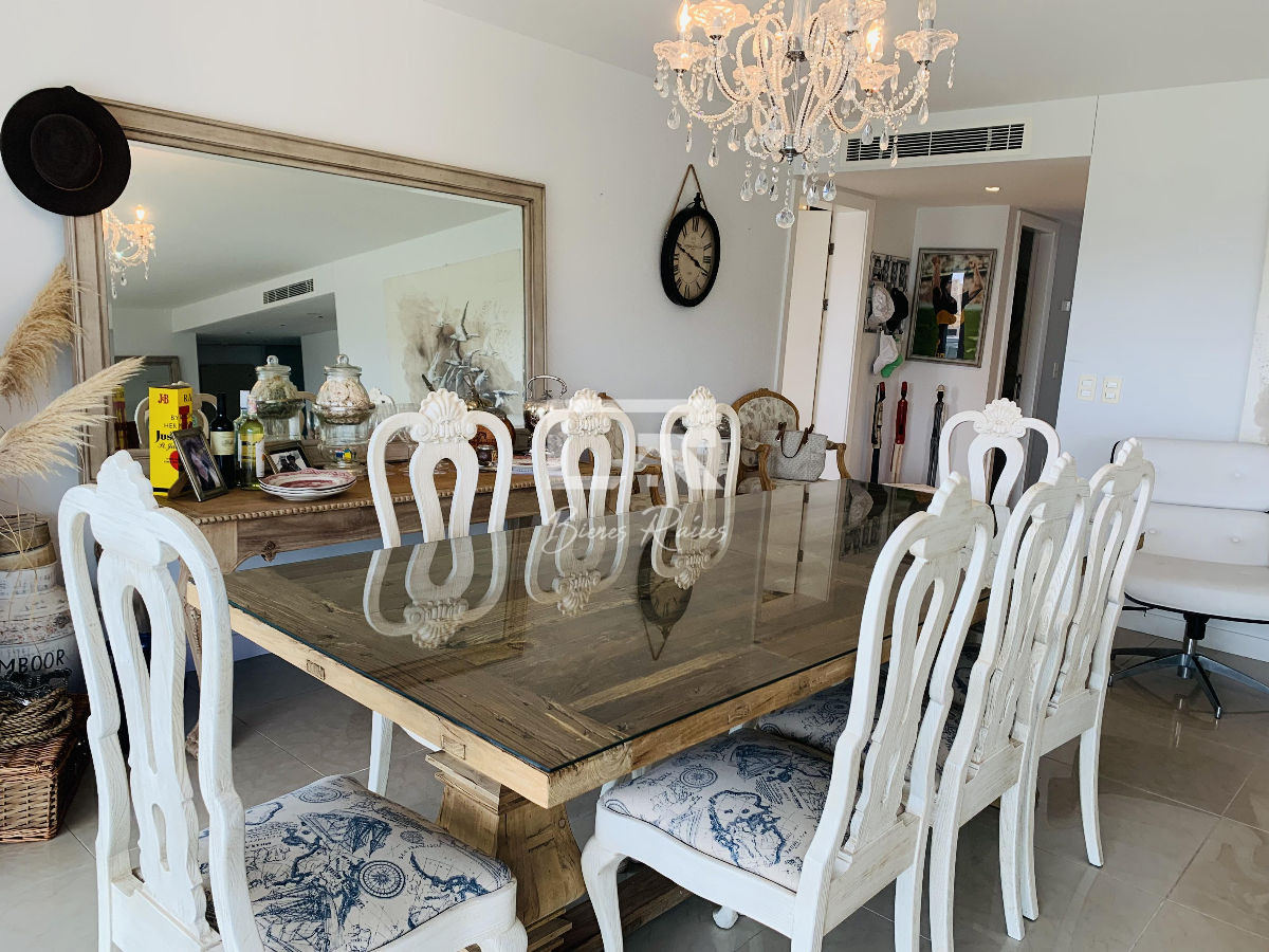 Apartamento ID.808 - Aquarela apartamento en venta de 4 dormitorios  Punta del Este Financia