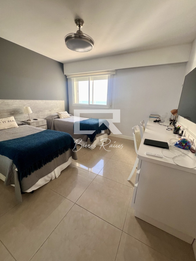 Apartamento ID.937 - Alquiler de verano Dos dormitorios y dep. de servicio. 