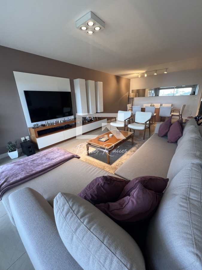 Apartamento ID.937 - Alquiler de verano Dos dormitorios y dep. de servicio. 