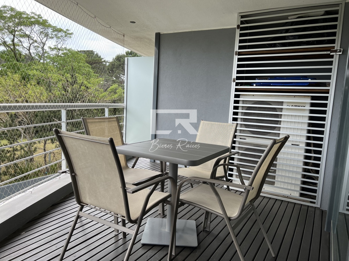 Apartamento ID.811 - Apartamento en alquiler temporal.- Tressesenta, dos dormitorios.-