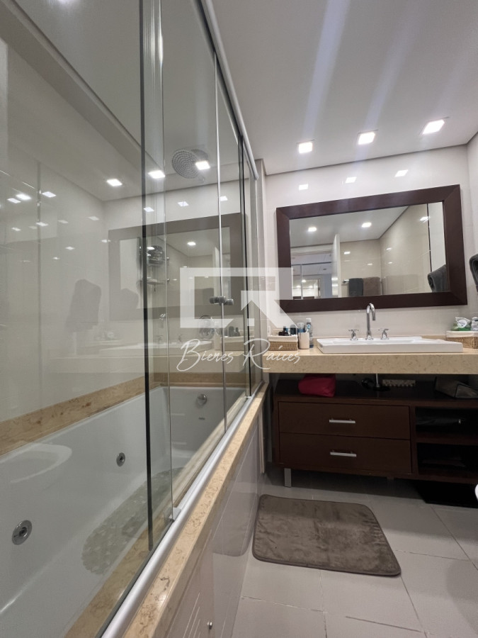 Apartamento ID.937 - Alquiler de verano Dos dormitorios y dep. de servicio. 