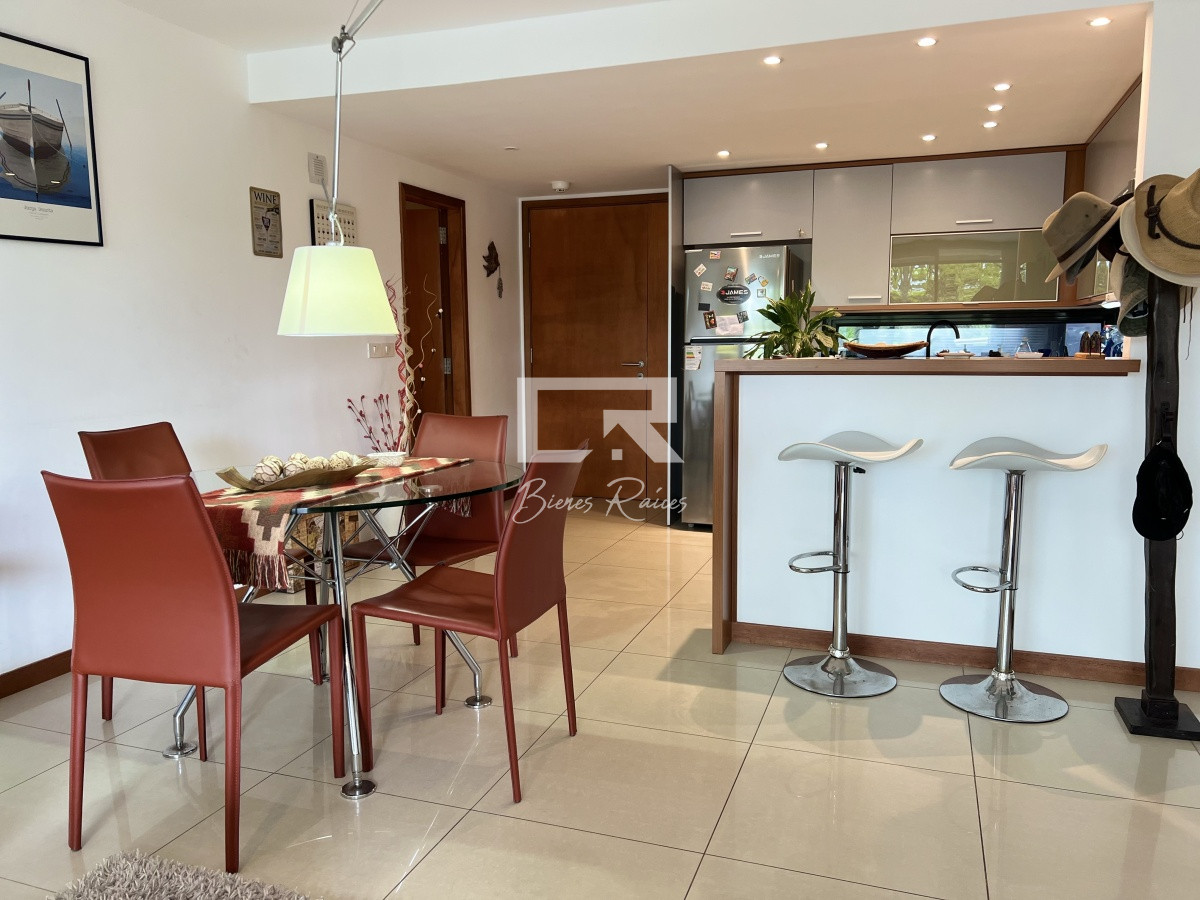 Apartamento ID.811 - Apartamento en alquiler temporal.- Tressesenta, dos dormitorios.-