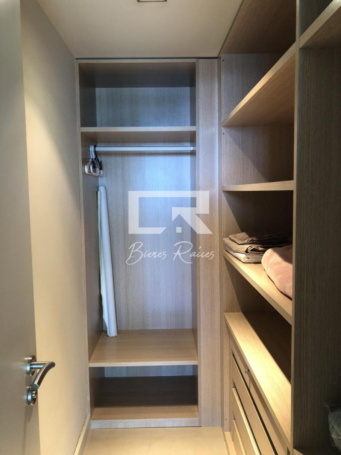 Apartamento ID.743 - Venta y alquiler anual exclusivo Pent House Aquarela  3 dormitorios y dep. 