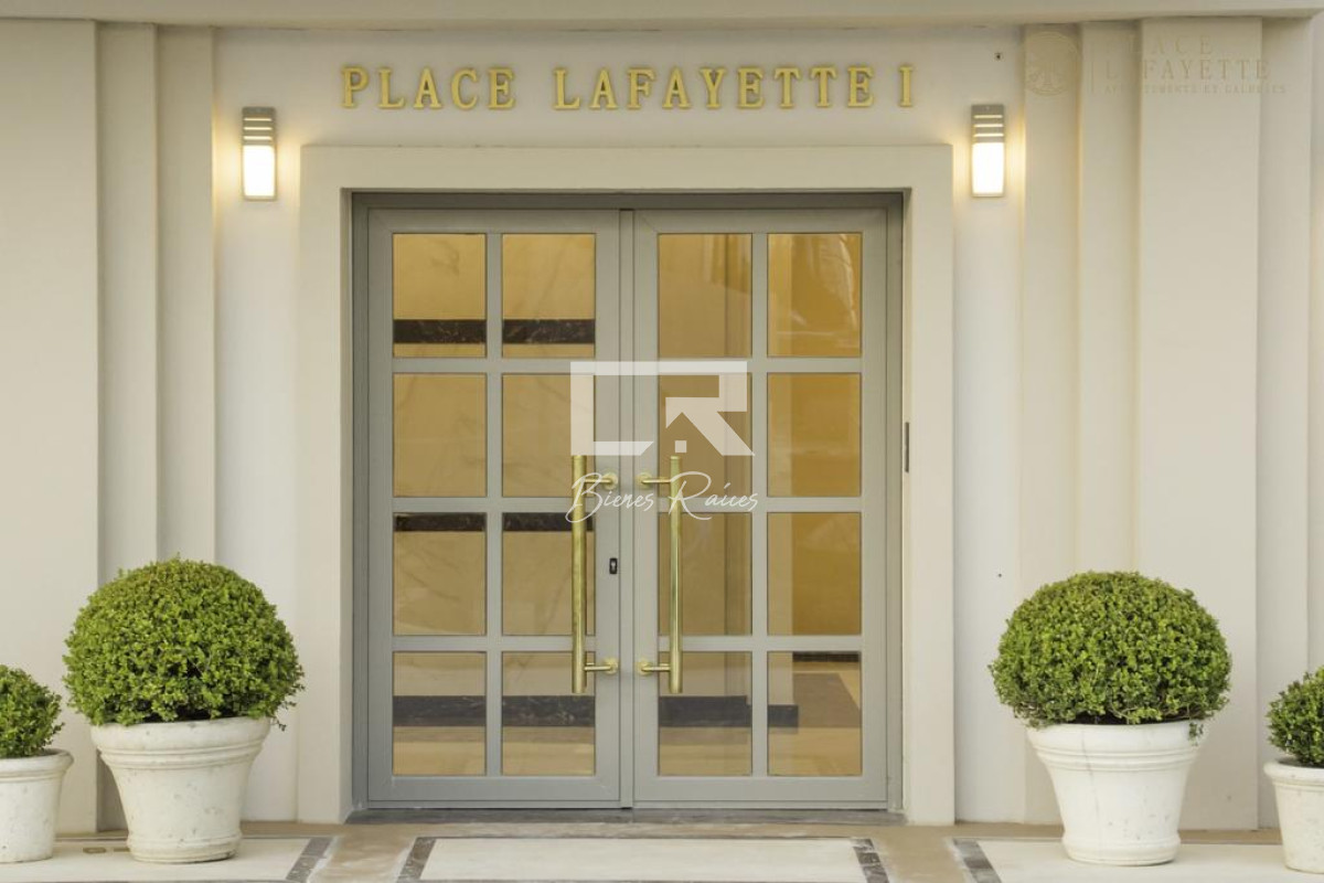 Apartamento ID.813 - Apartamento de 2 dormitorios con servicio de playa. Place Lafayette Playa mansa Punta del Este.