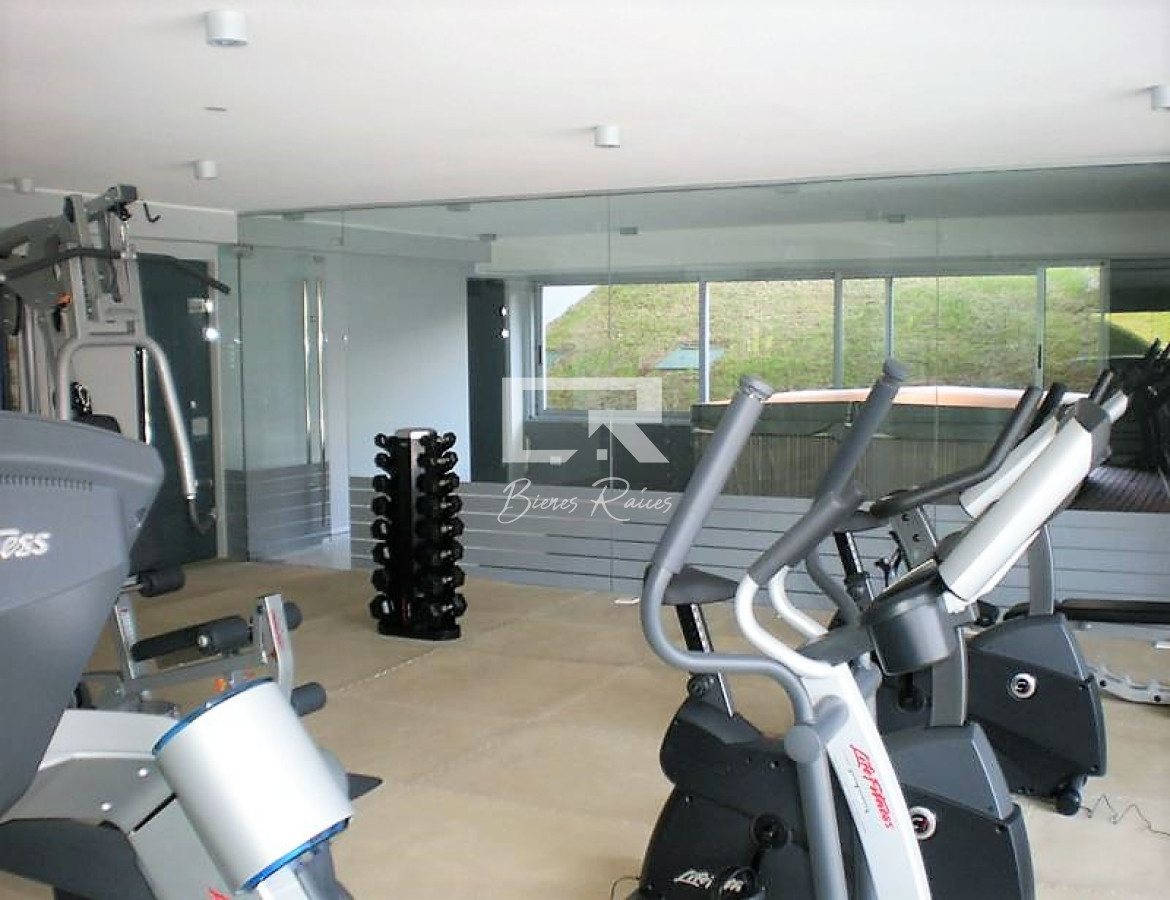 Apartamento ID.811 - Apartamento en alquiler temporal.- Tressesenta, dos dormitorios.-