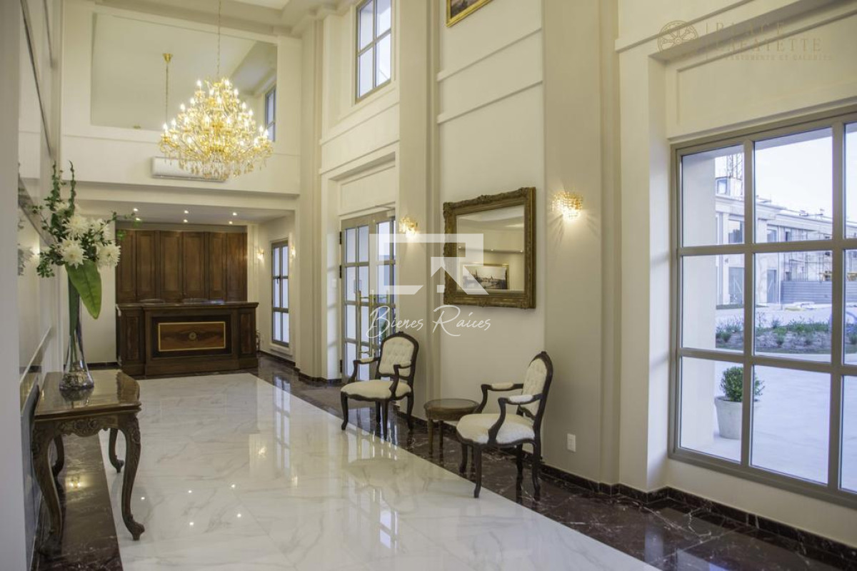 Apartamento ID.813 - Apartamento de 2 dormitorios con servicio de playa. Place Lafayette Playa mansa Punta del Este.
