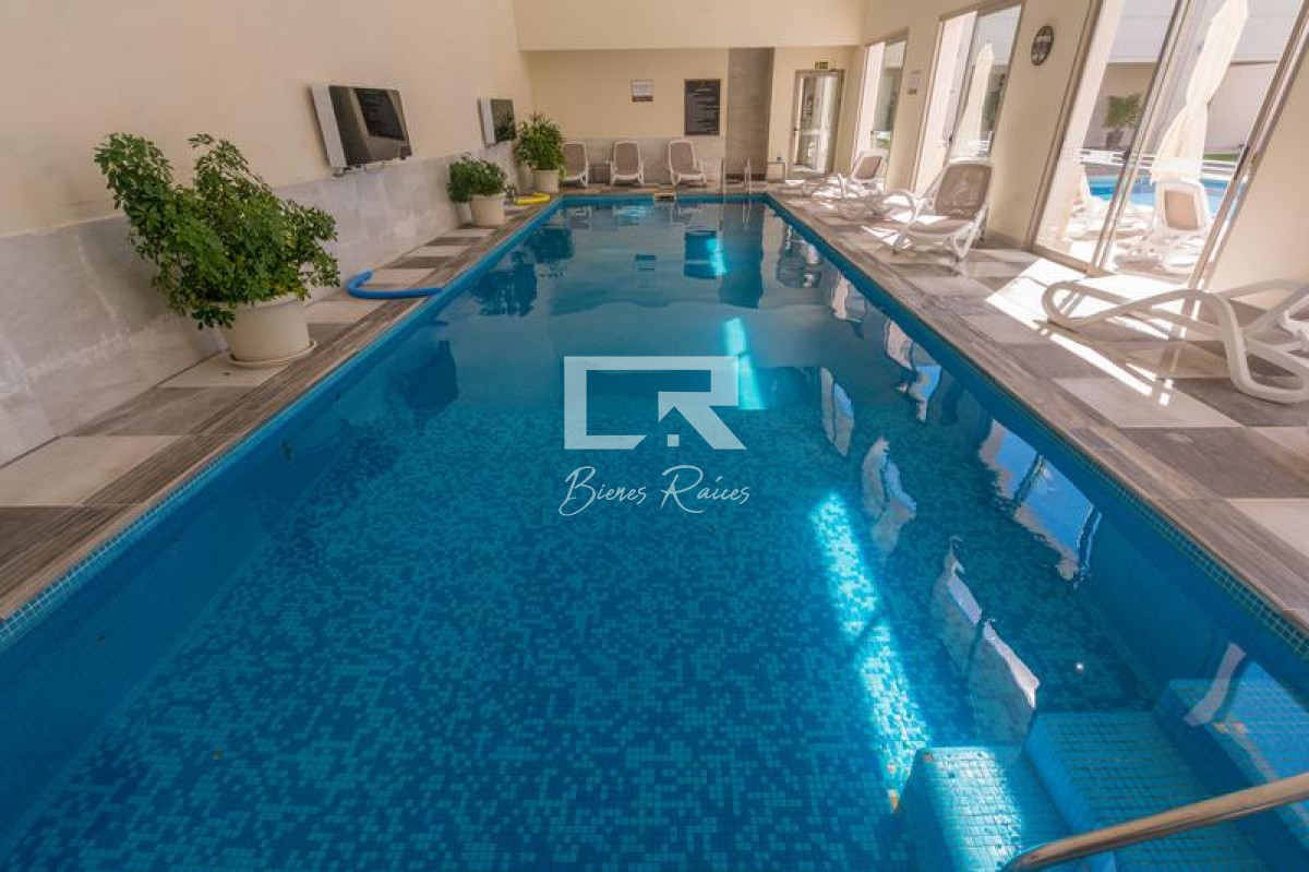Apartamento ID.813 - Apartamento de 2 dormitorios con servicio de playa. Place Lafayette Playa mansa Punta del Este.