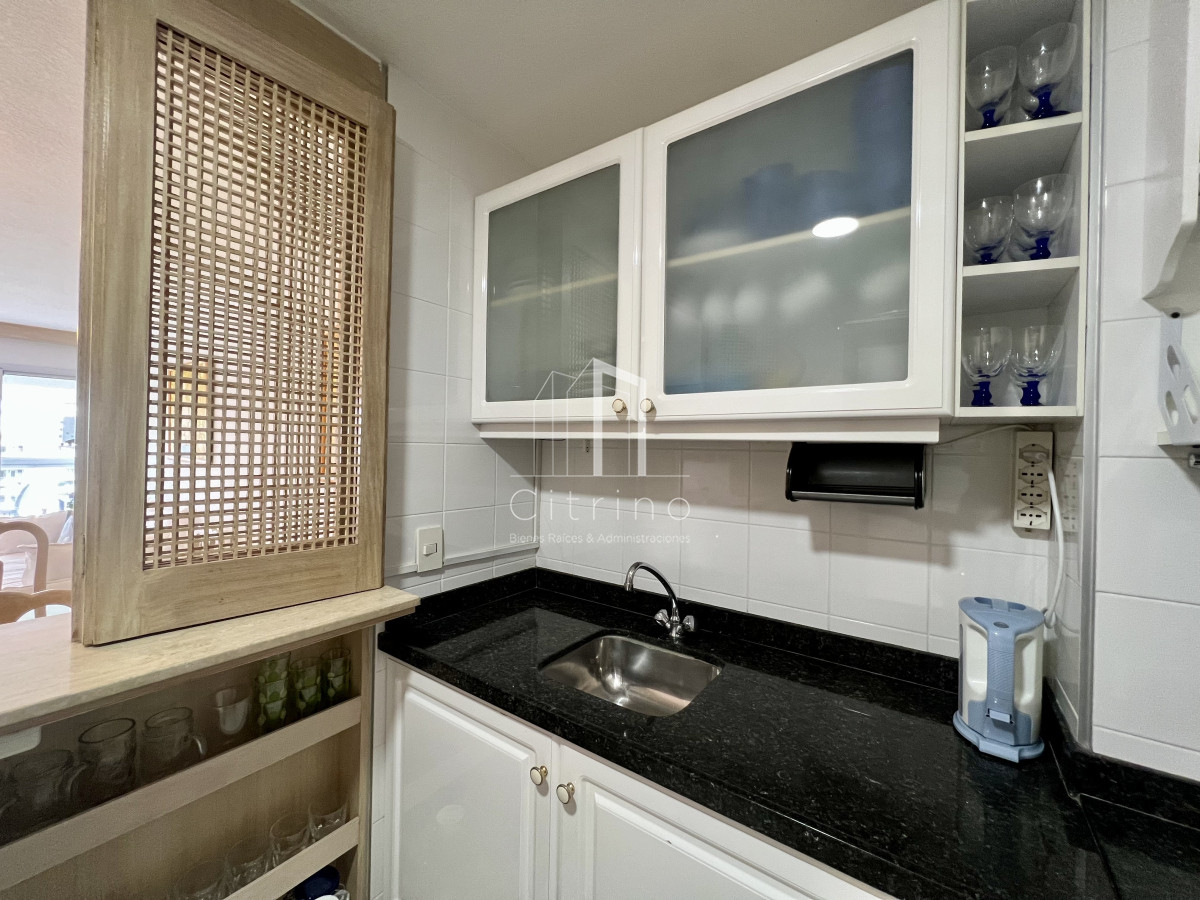 Apartamento ID.1610 - Apartamento 3 dormitorios en alquiler. Punta del este.
