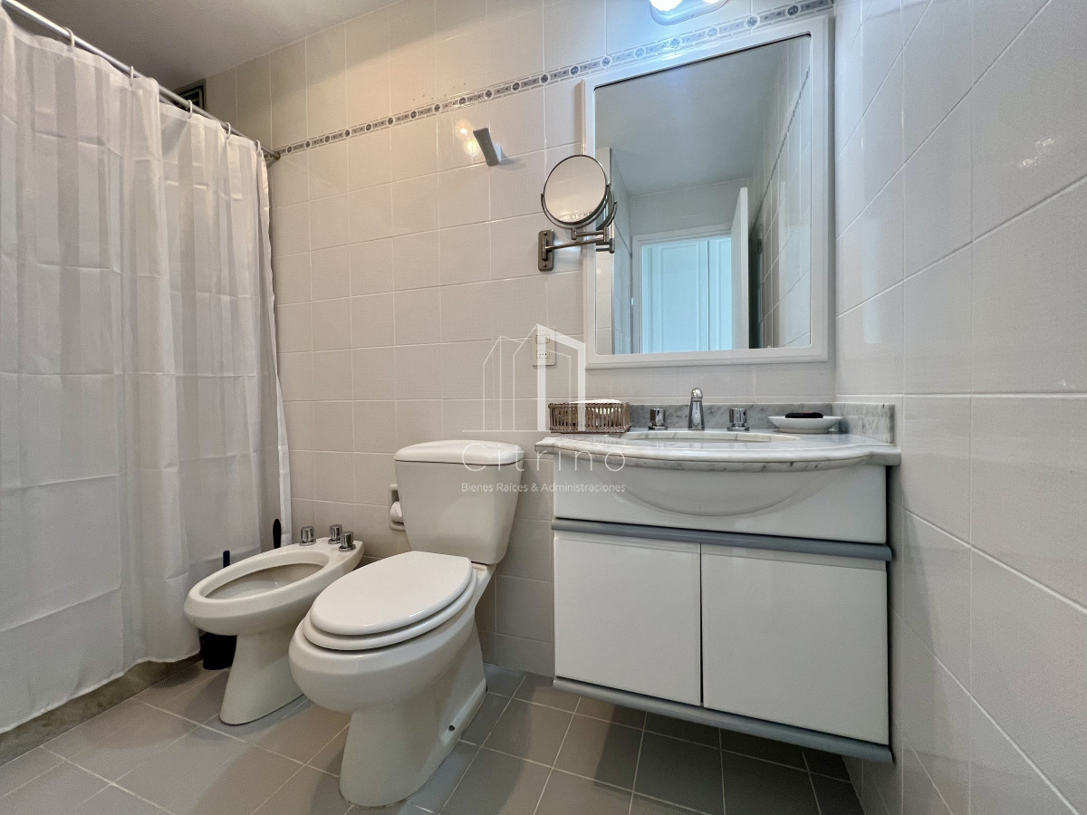 Apartamento ID.1610 - Apartamento 3 dormitorios en alquiler. Punta del este.