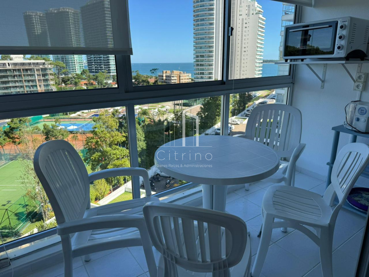 Apartamento ID.1610 - Apartamento 3 dormitorios en alquiler. Punta del este.