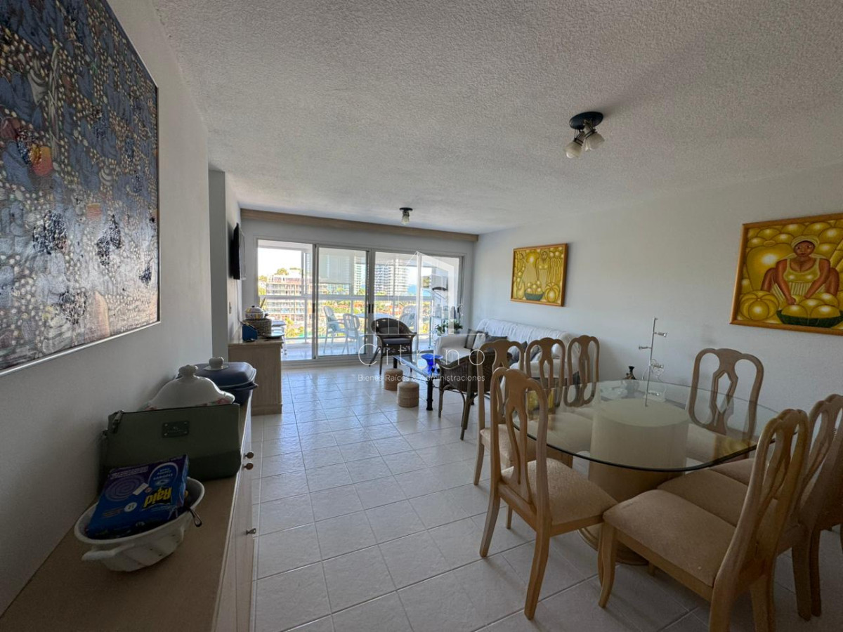 Apartamento ID.1610 - Apartamento 3 dormitorios en alquiler. Punta del este.