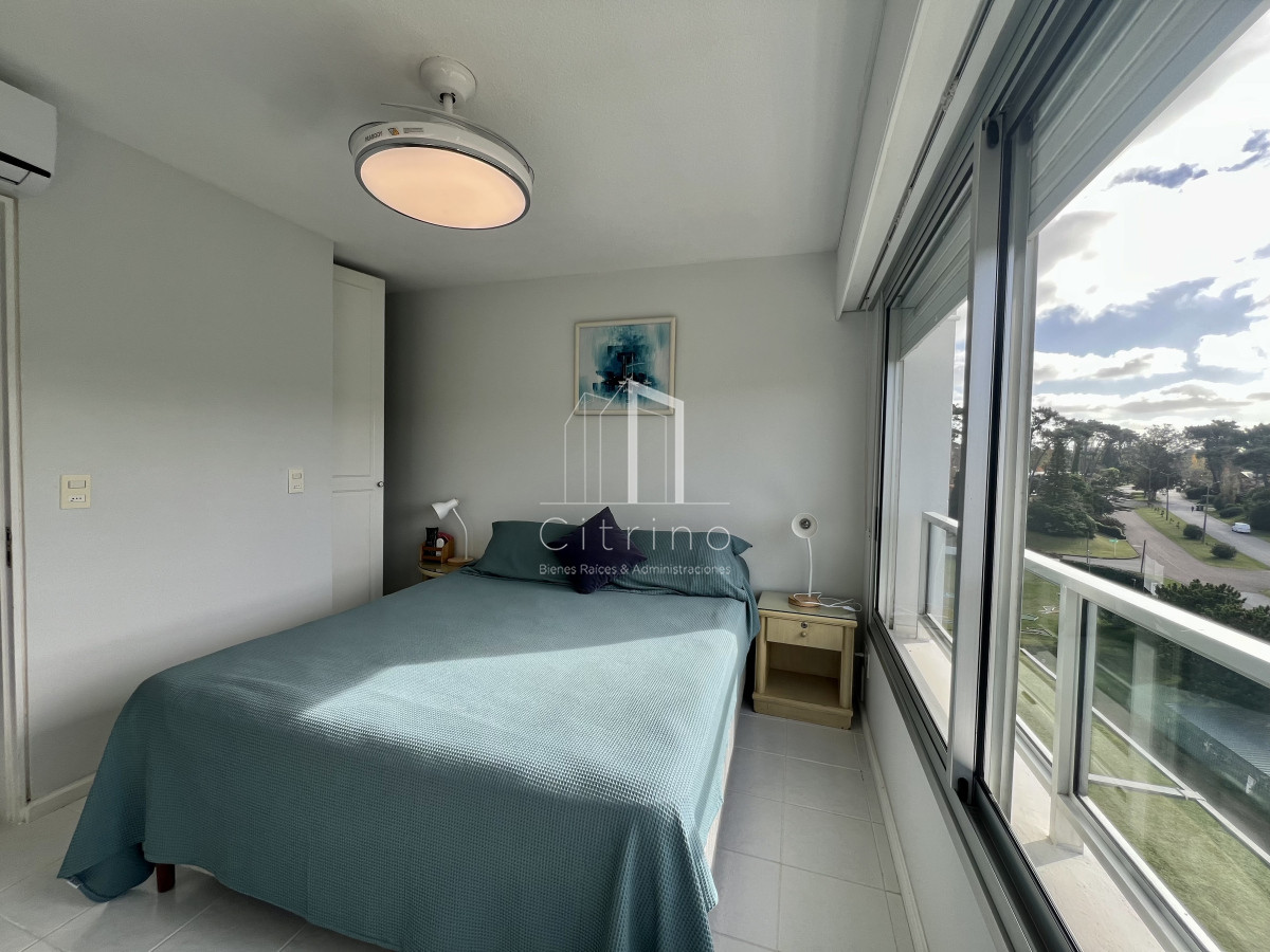 Apartamento ID.1610 - Apartamento 3 dormitorios en alquiler. Punta del este.