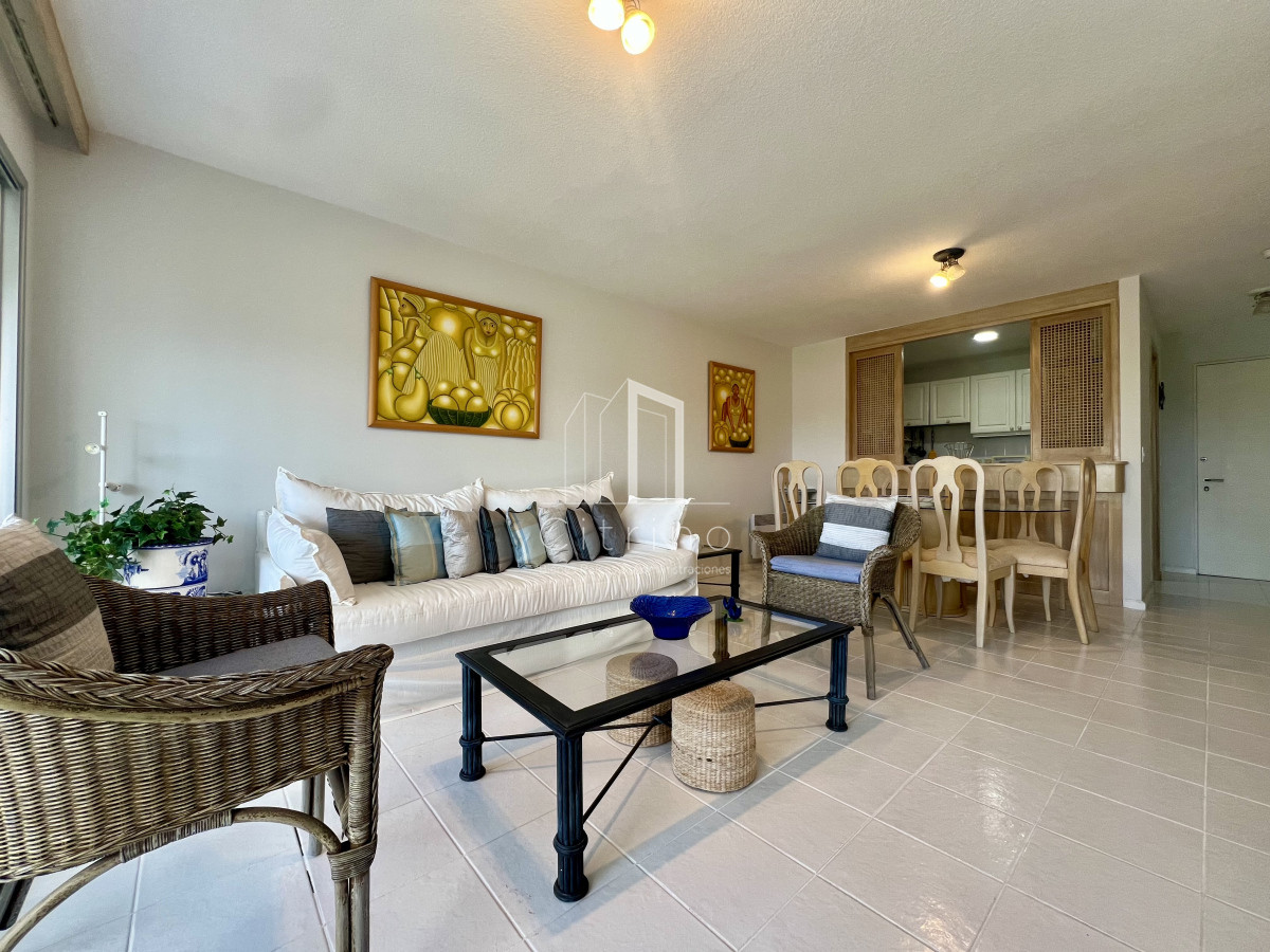 Apartamento ID.1610 - Apartamento 3 dormitorios en alquiler. Punta del este.