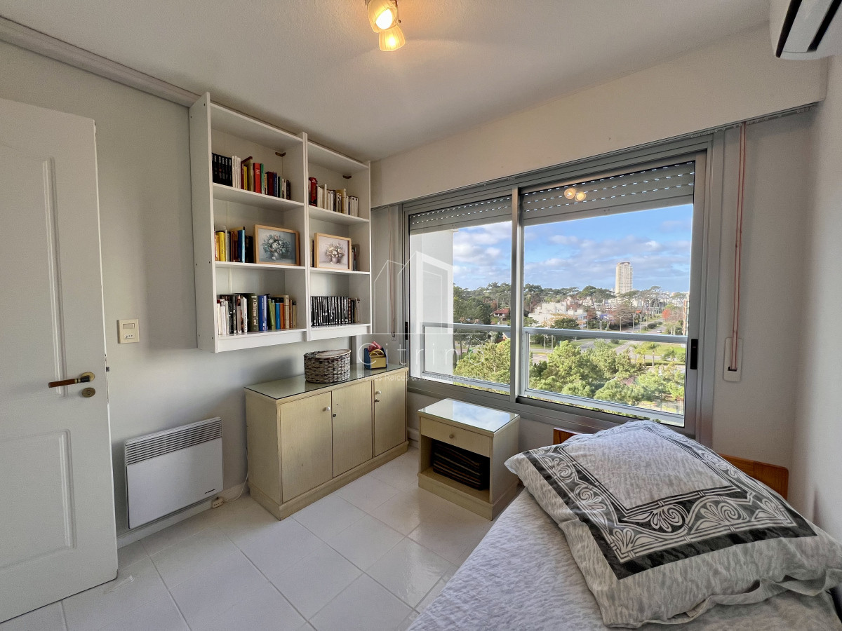 Apartamento ID.1610 - Apartamento 3 dormitorios en alquiler. Punta del este.