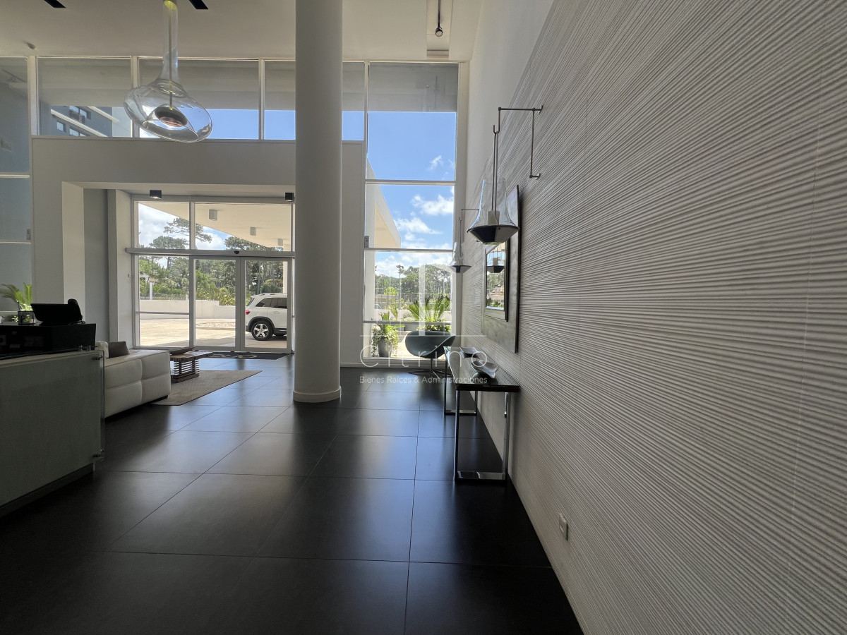 Apartamento ID.2797 - Apartamento en venta - 1 Dormitorio 2 baños  Roosevelt Torre One