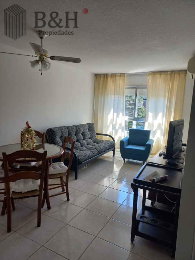 Apartamento ID.6116 - Apartamento en alquiler anual de 1 dormitorio