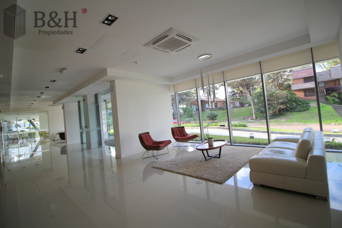 Apartamento ID.7132 - Apartamento en venta 2 dormitorios Playa Brava. Chronos. Punta del Este