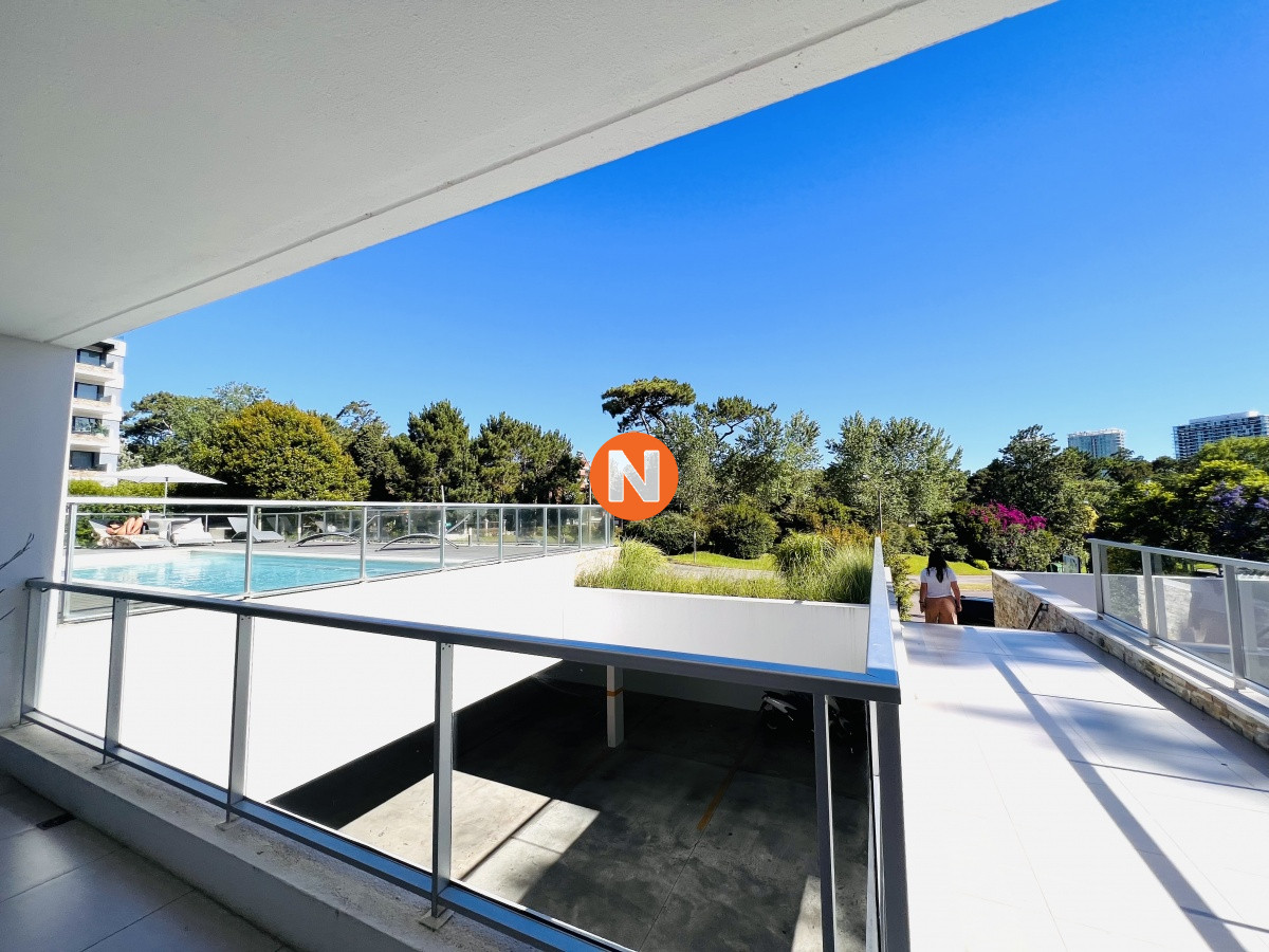 Apartamento Ref.220554 - VENTA DE APARTAMENTO DE 3 DORMITORIOS EN MANSA PUNTA DEL ESTE 