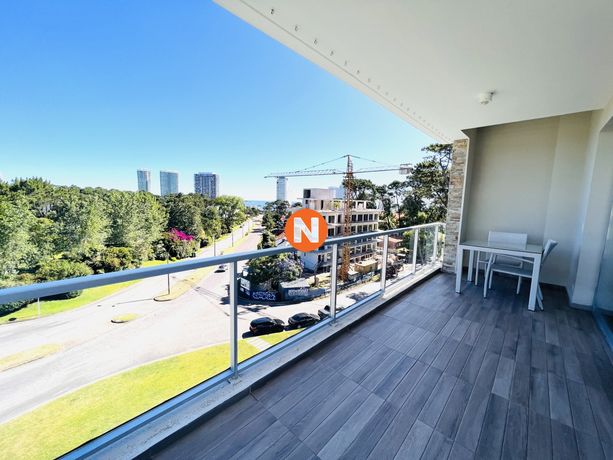 Apartamento Ref.220554 - VENTA DE APARTAMENTO DE 3 DORMITORIOS EN MANSA PUNTA DEL ESTE 