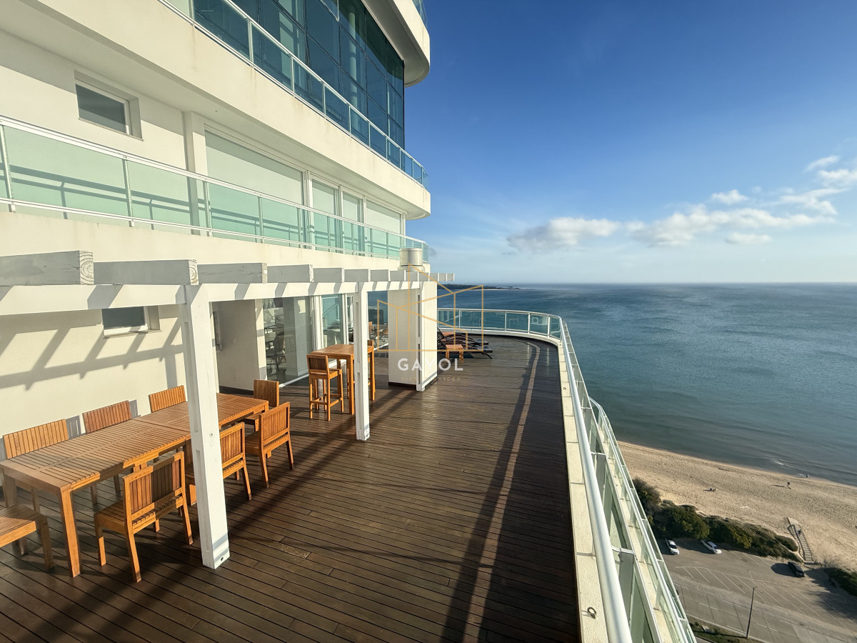 Apartamento ID.931 - Aquarela apartamento 2 dormitorios y dependencia. Alquiler Temporal. Piscina vista -Punta del Este