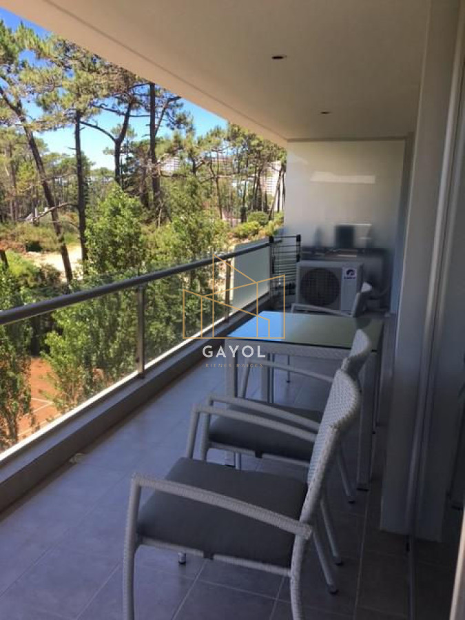Apartamento ID.139 - Apartamento en venta con renta 2 dormitorios. Punta del Este