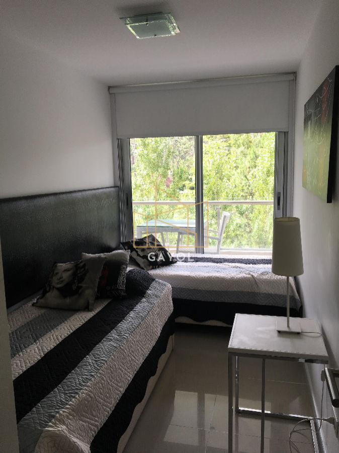 Apartamento ID.139 - Apartamento en venta con renta 2 dormitorios. Punta del Este