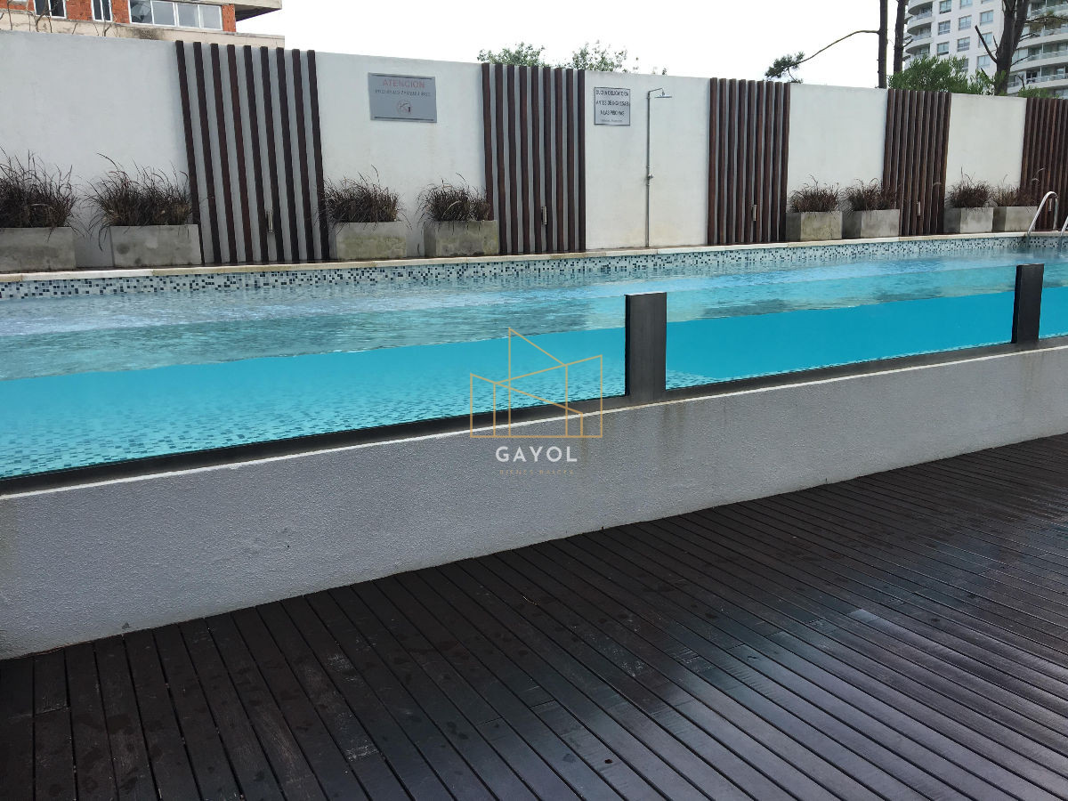 Apartamento ID.139 - Apartamento en venta con renta 2 dormitorios. Punta del Este