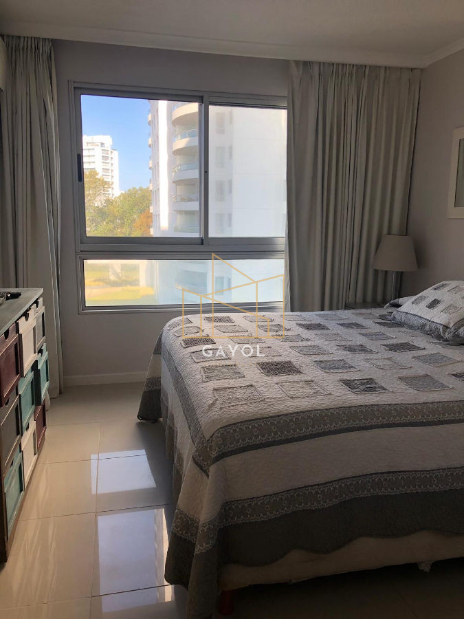 Apartamento ID.774 - Ocean Drive apartamento en venta 4 dormitorios. Permuta - Playa Brava