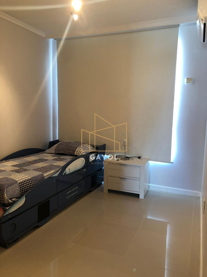 Apartamento ID.774 - Ocean Drive apartamento en venta 4 dormitorios. Permuta - Playa Brava