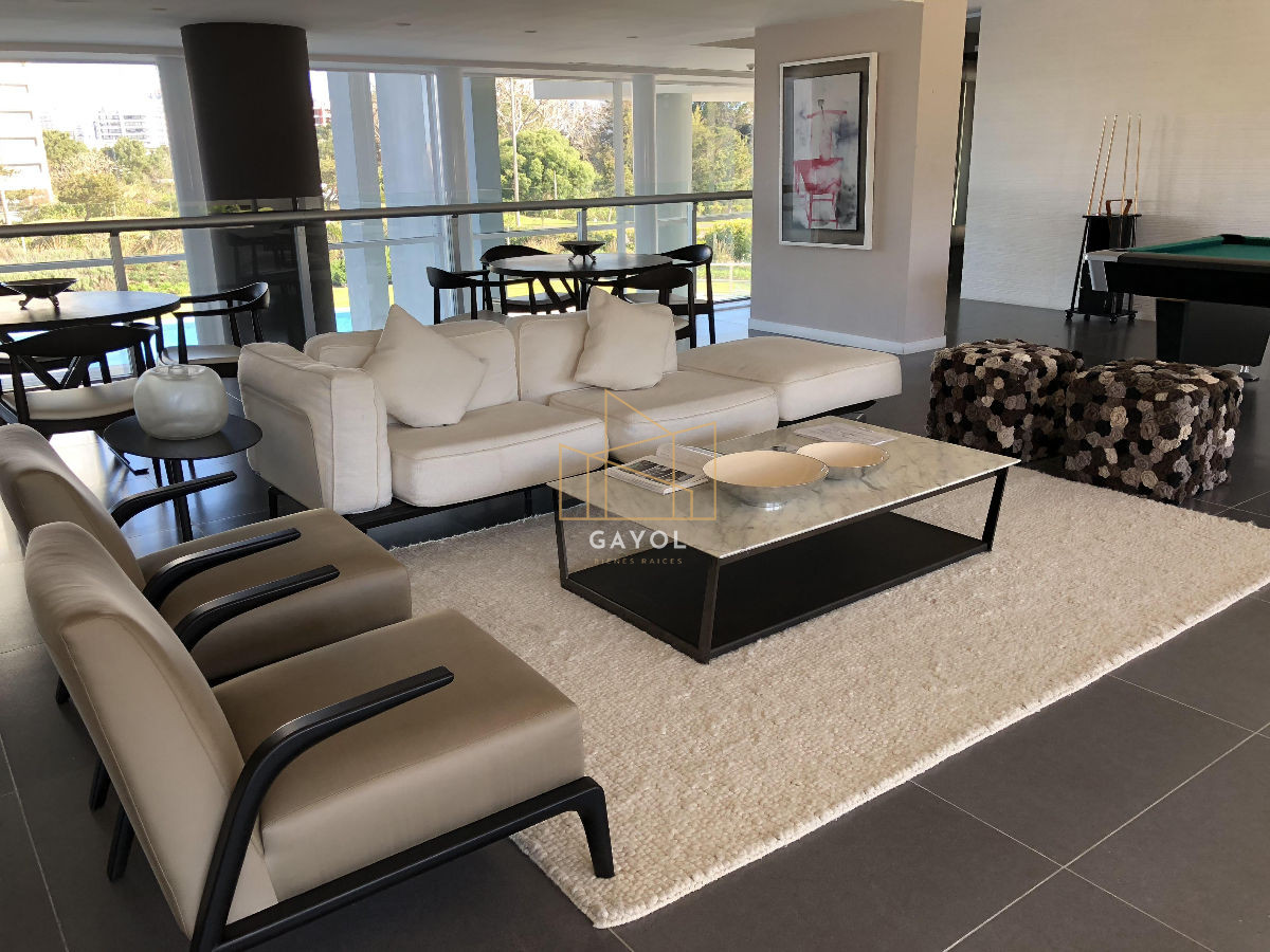 Apartamento ID.75 - Apartamento Torre One   3 dormitorios en venta y alquiler Punta del Este