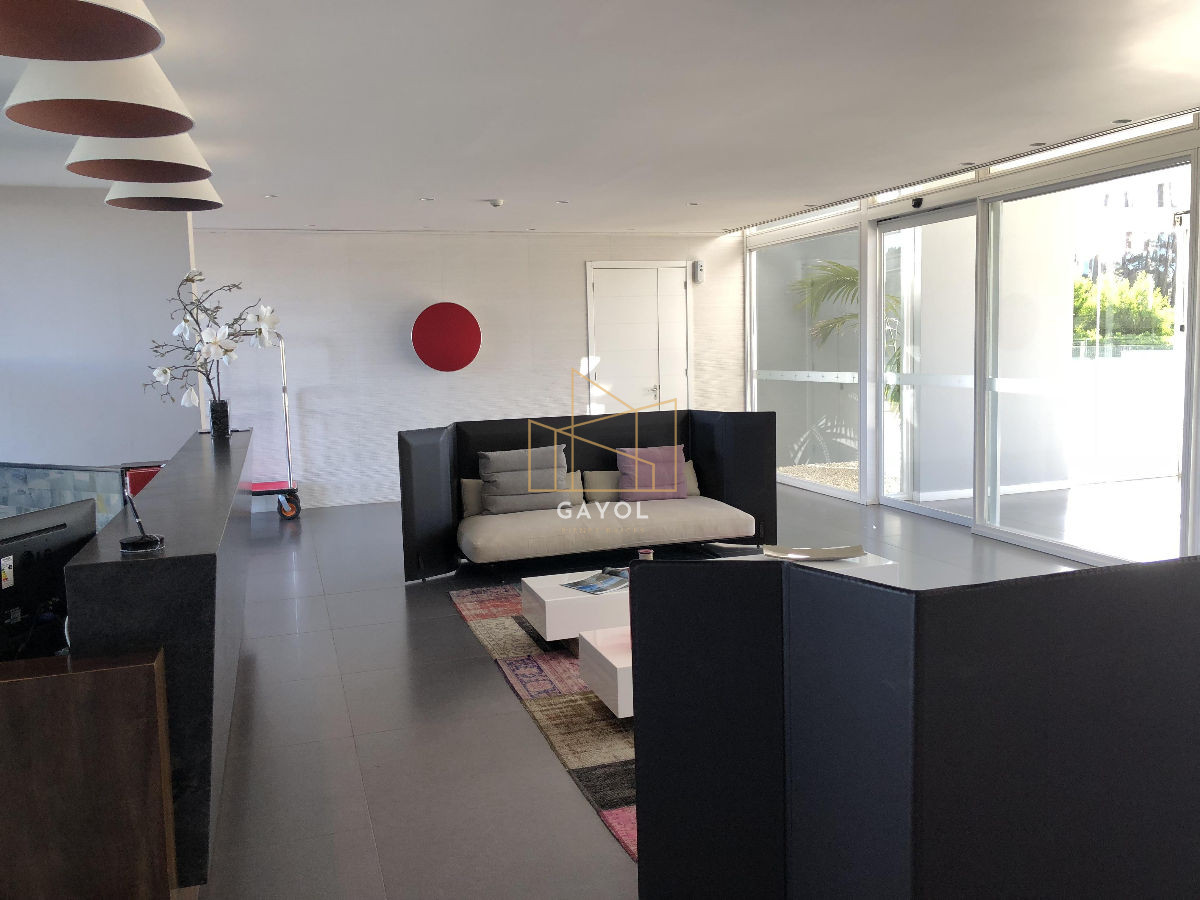 Apartamento ID.75 - Apartamento Torre One   3 dormitorios en venta y alquiler Punta del Este