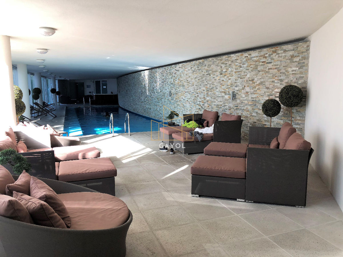 Apartamento ID.75 - Apartamento Torre One   3 dormitorios en venta y alquiler Punta del Este