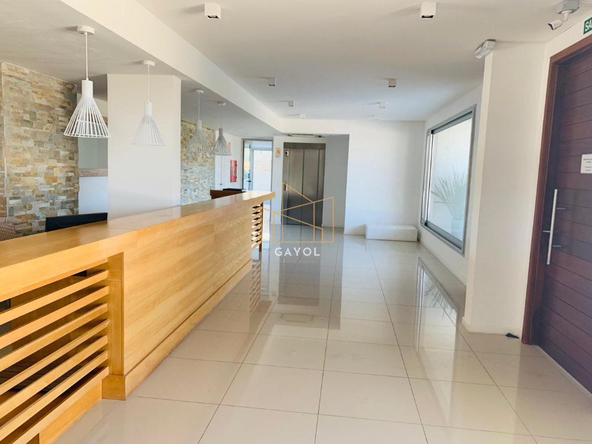 Apartamento ID.574 - Emerald apartamento en venta - 3 dormitorios + den- piscina  - Mansa Penthouse Punta del Este
