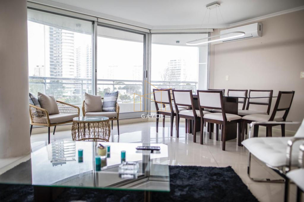 Apartamento ID.773 - Apartamento de 3 dormitorios mas servicio Roosevelt playa brava