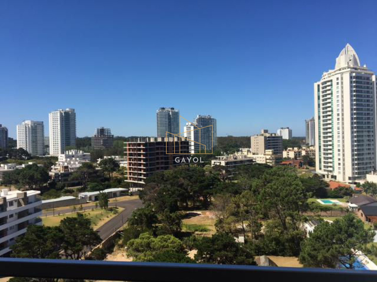 Apartamento ID.464 - Apartamento en venta 2 dormitorios. Chronos- Playa Brava. Punta del Este.